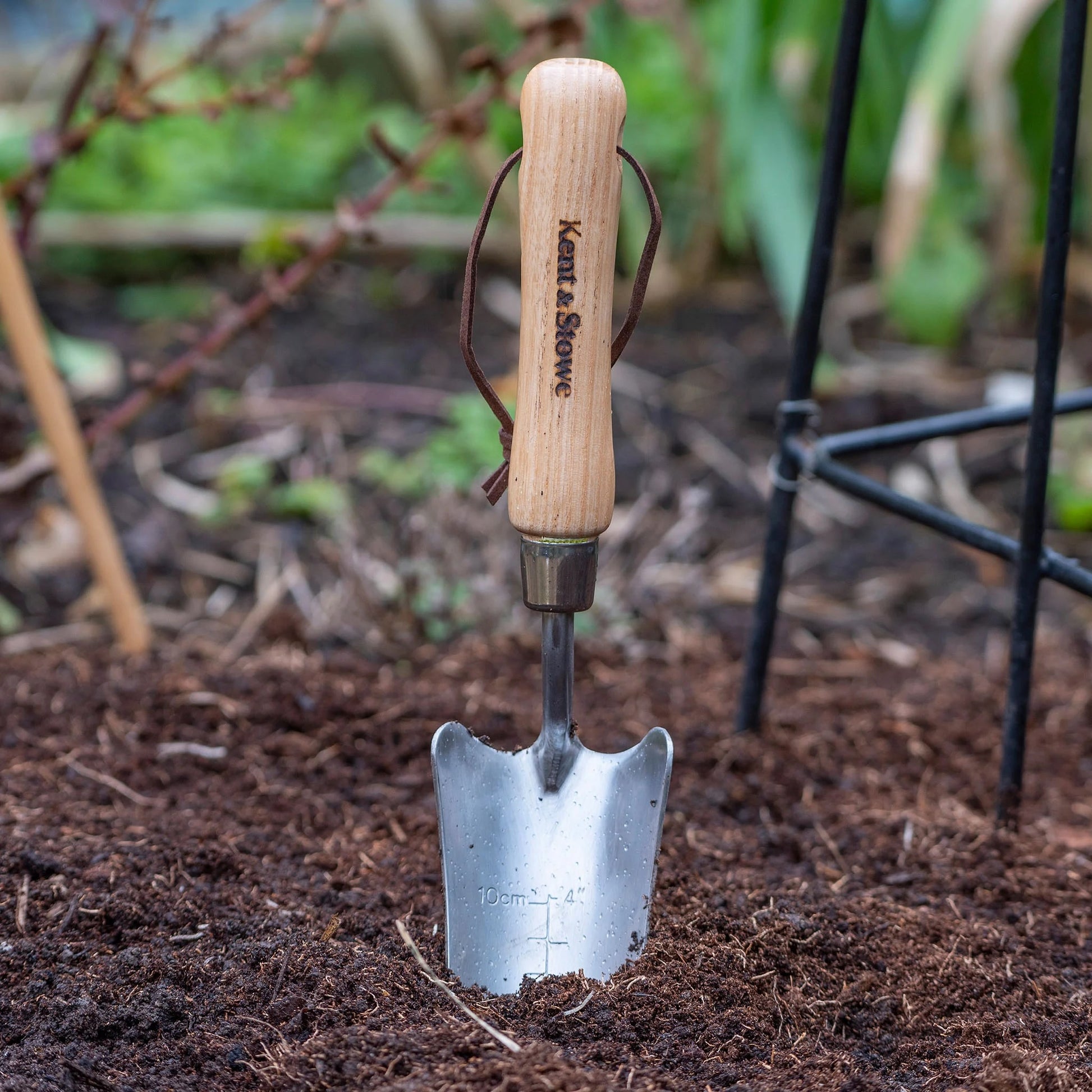 Kent & Stowe Stainless Steel Hand Transplanting Trowel