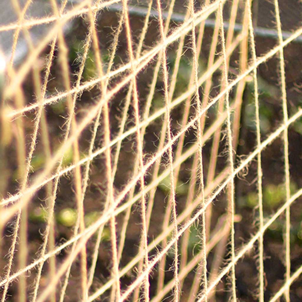 Growers Choice Jute Netting with Corner Ties Card Wrap 1.8m x 1.8m