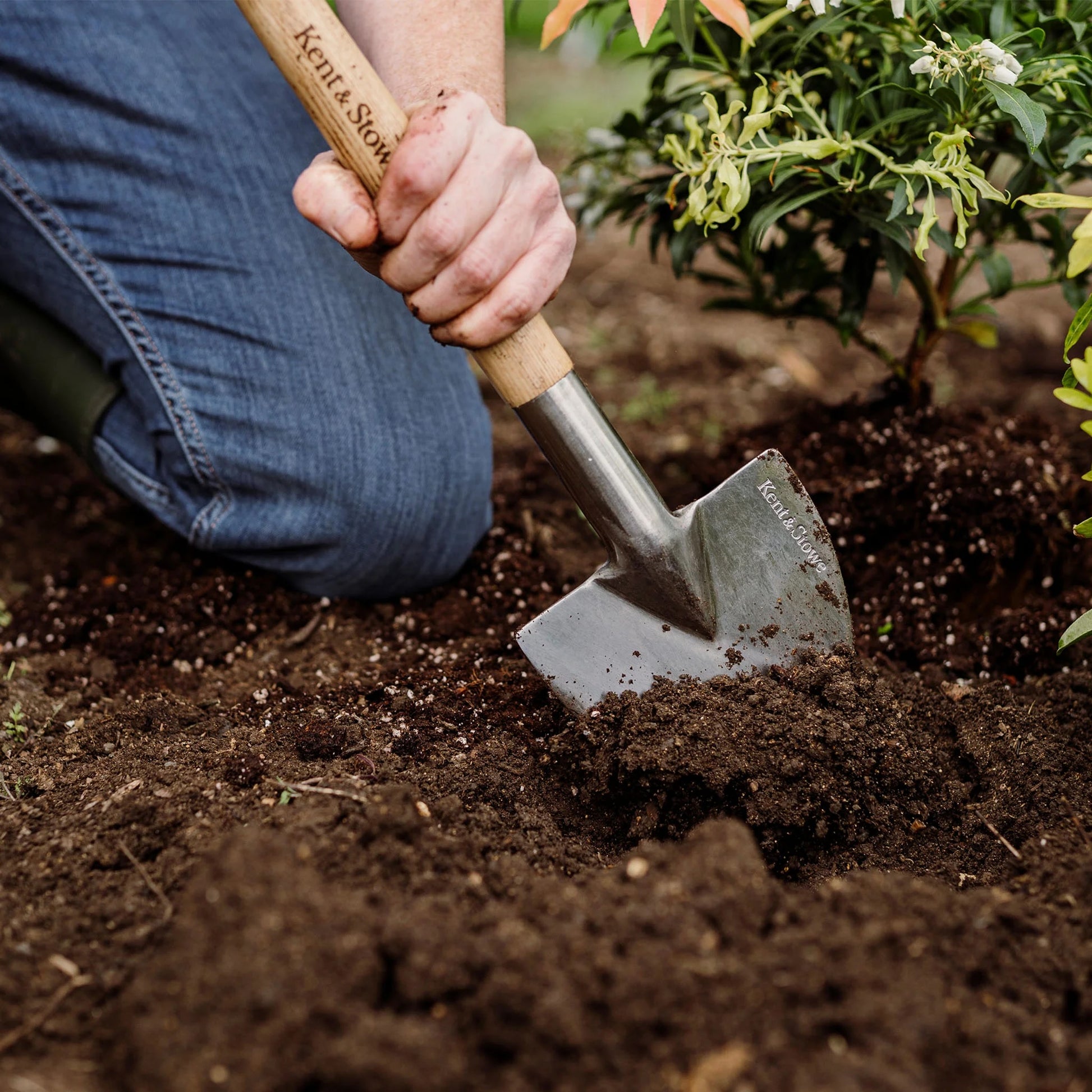 Kent & Stowe Stainless Steel Perennial Spade