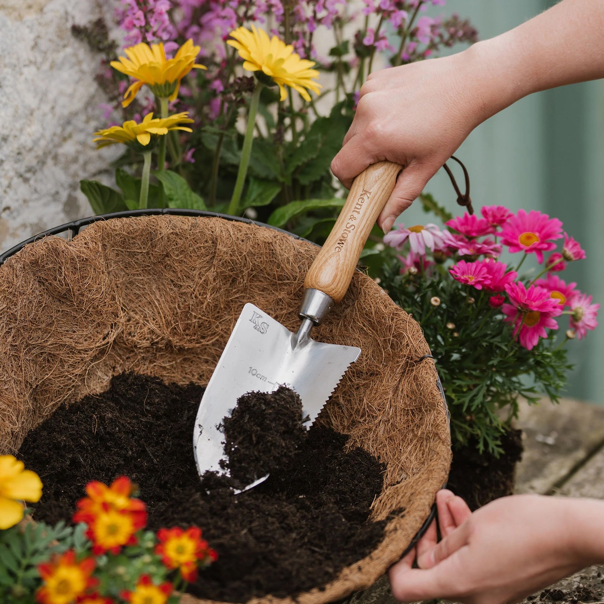 Kent & Stowe The Capability Trowel