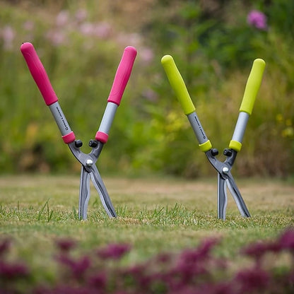 Spear & Jackson Hand Shears in Pink