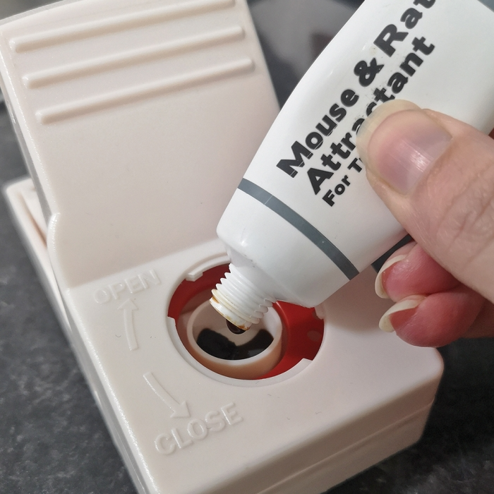 The Big Cheese Ready-Baited Rat Trap Twinpack