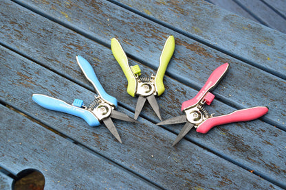 Spear & Jackson Green Garden Snips