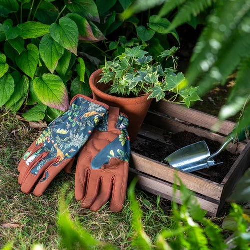 Burgon & Ball RHS Woodland Wonders Gloves​