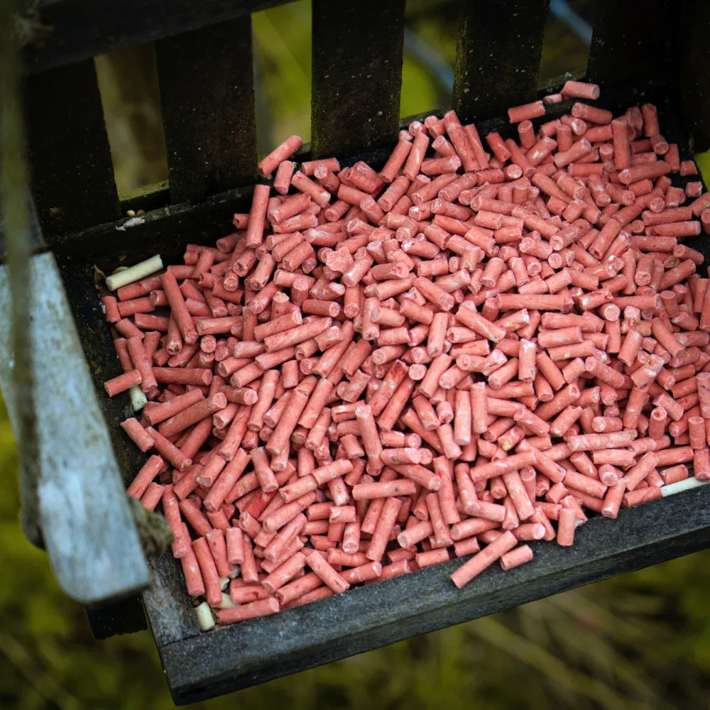 Copdock Mill Suet Pellets Berry Tub 3kg